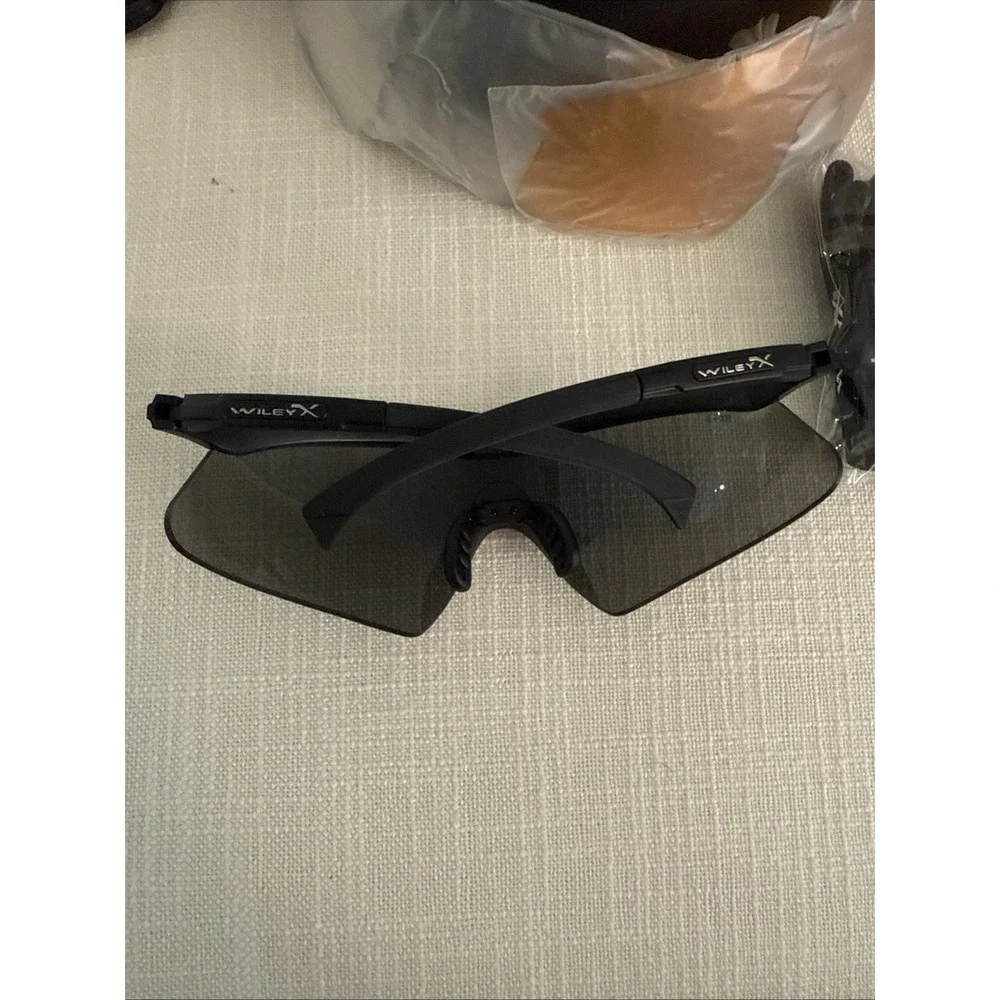 Wiley X Z87 Sunglasses Matte Black Frame w/‎ Light Rust/Smoke Gray/Clear Lens